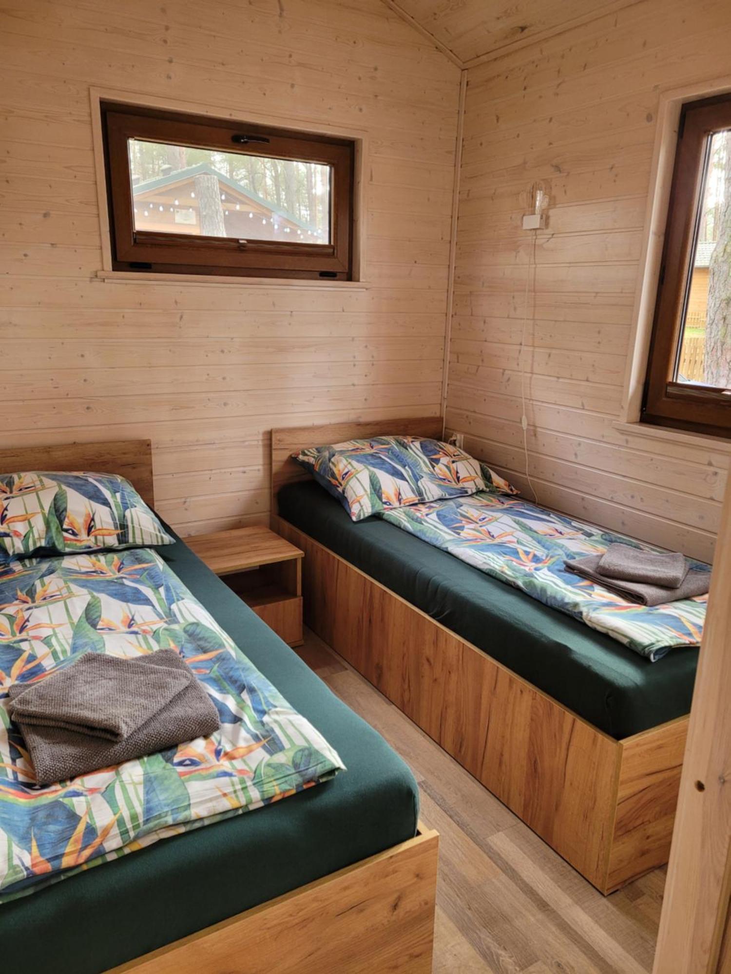 Sloneczny Domek Borsk Nr 2 I 15 - Nad Samym Jeziorem W Pierwszej Linii Room photo